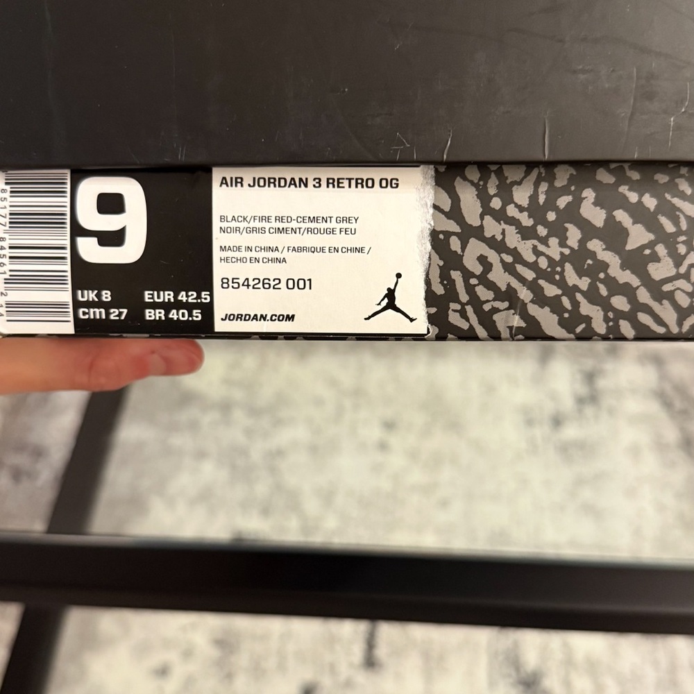 Jordan Sneakers with Black, Gray, and Red Accents - Picture 12 of 12